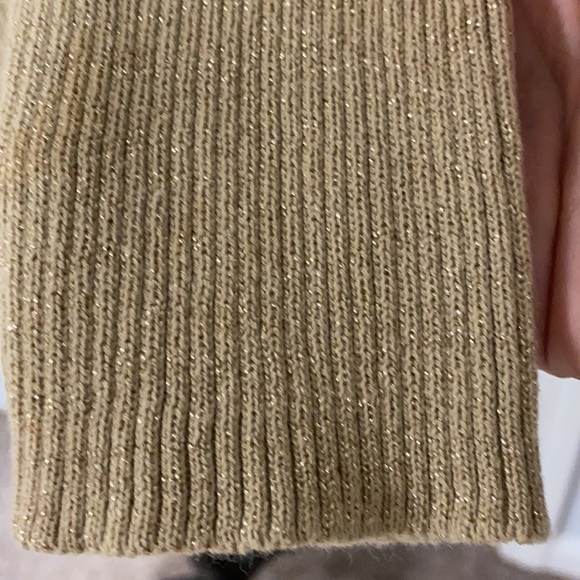 Basic Edition gold sparkly turtleneck sweater - Size Medium - Picture 7 of 9